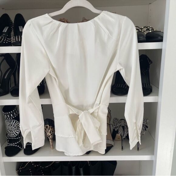 Beautiful white top - Picture 12 of 13